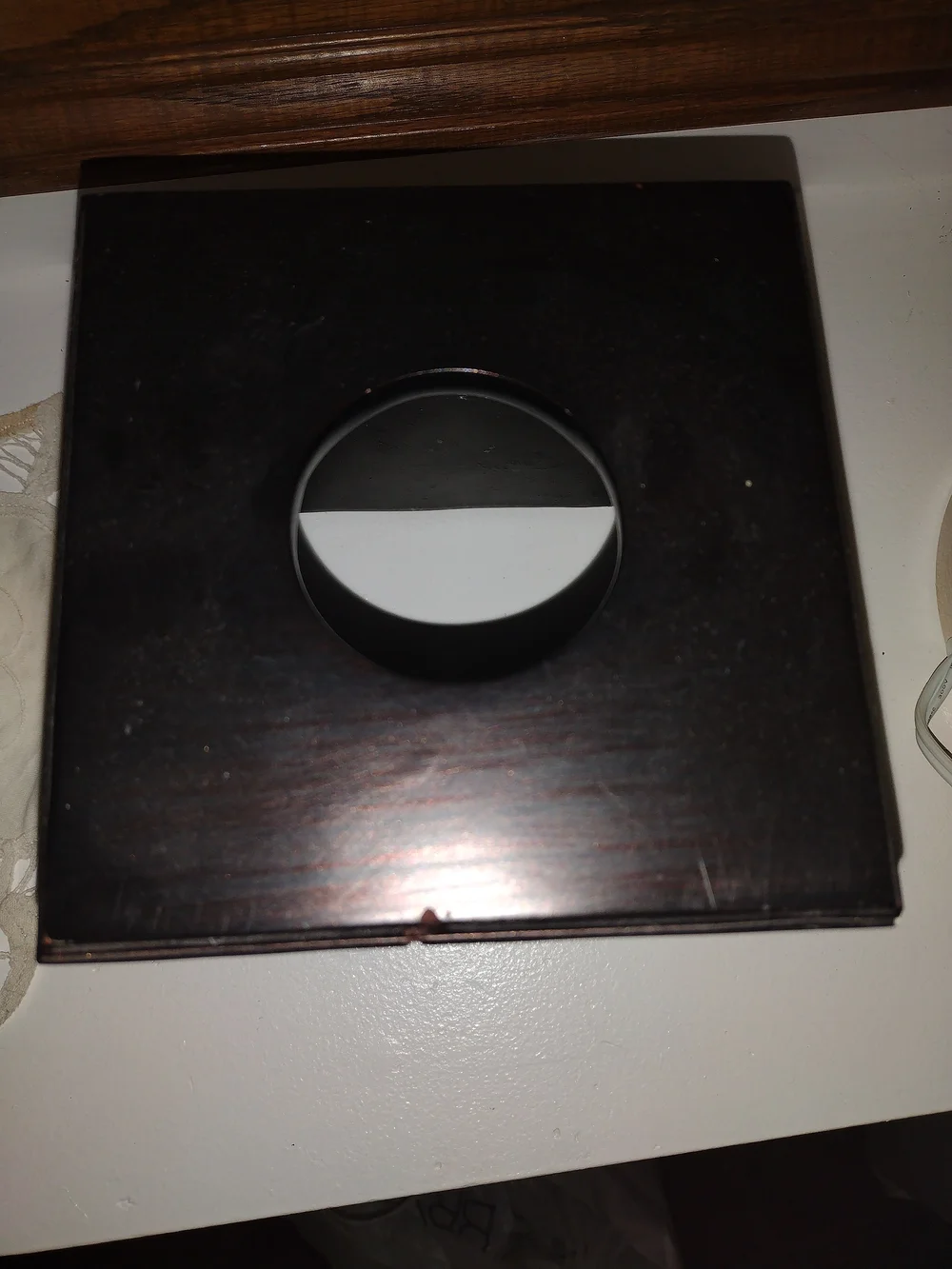 Neutral Mother-of-Pearl Wastebasket & Tissue Box matching Set excellent conditio